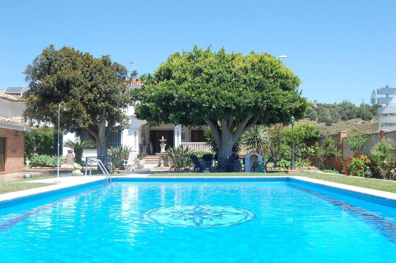 Villa Maria Teresa Benajarafe Exterior foto